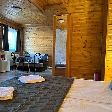 Somogyi Vendeghaz Bed & Breakfast Bancu Ngoại thất bức ảnh