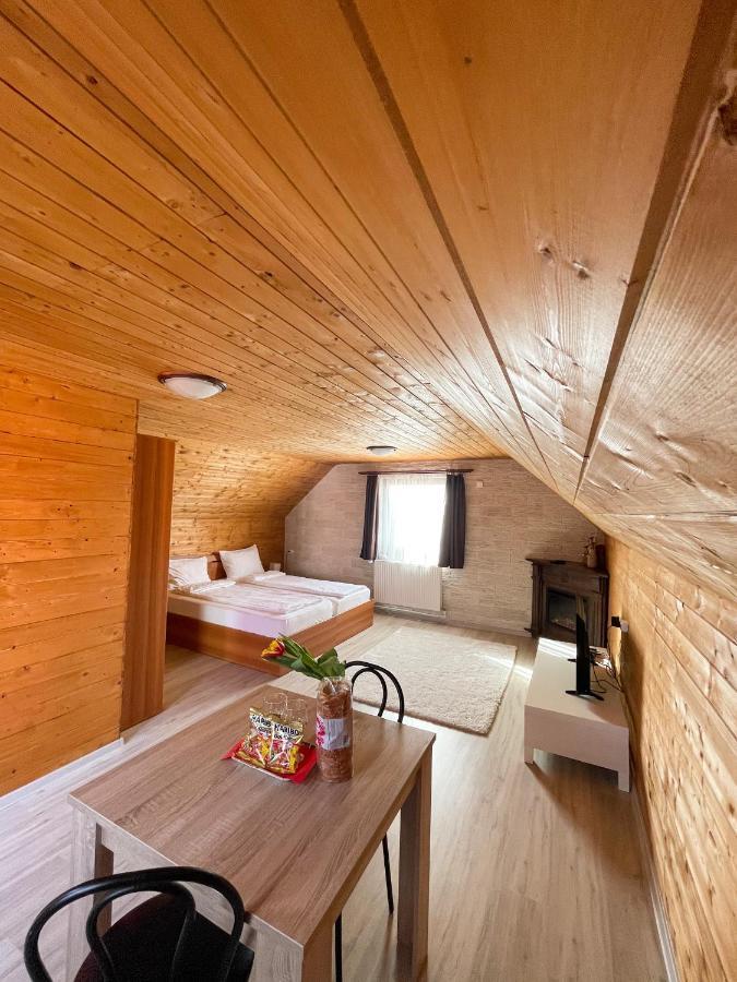 Somogyi Vendeghaz Bed & Breakfast Bancu Ngoại thất bức ảnh
