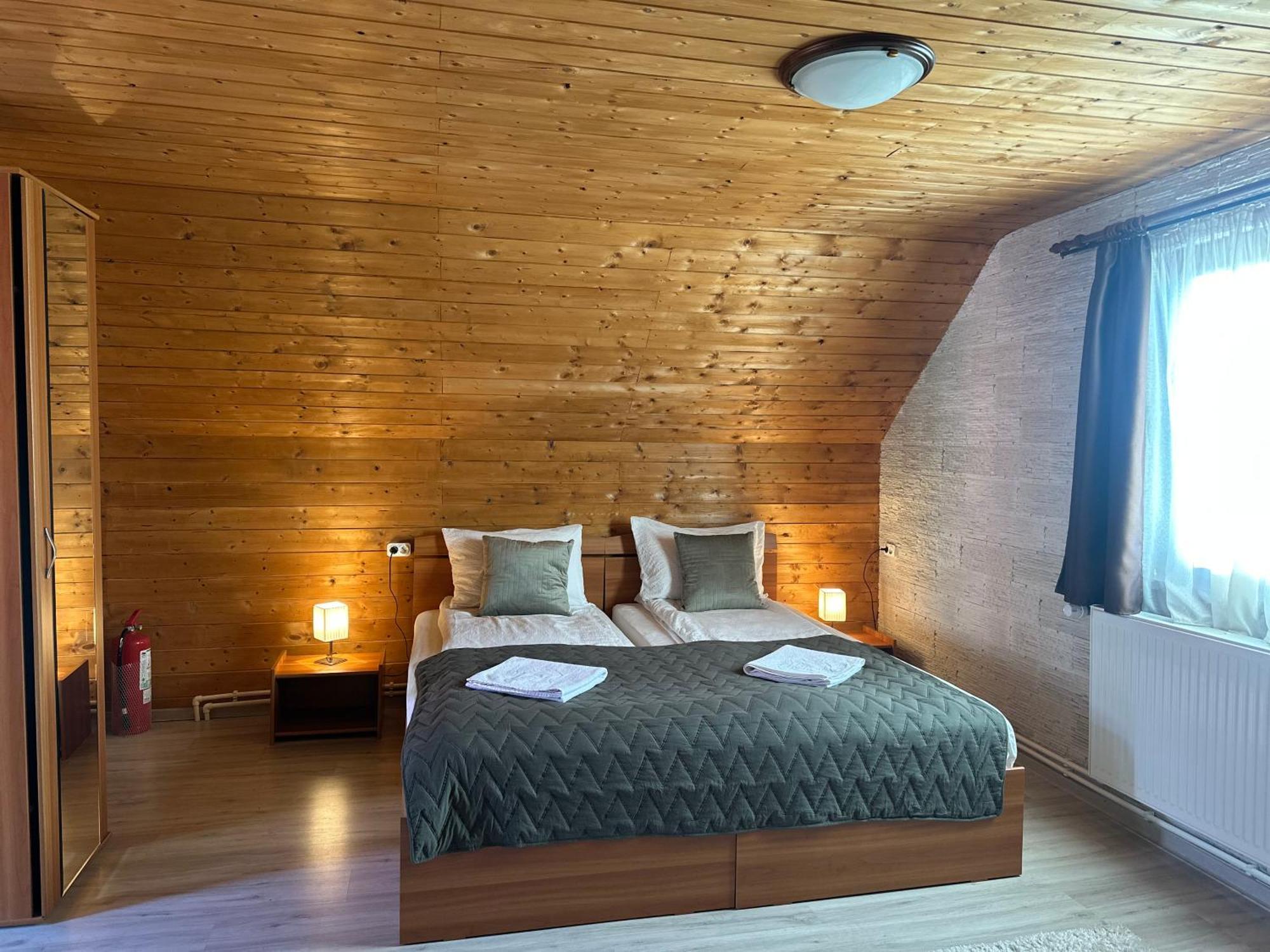 Somogyi Vendeghaz Bed & Breakfast Bancu Ngoại thất bức ảnh